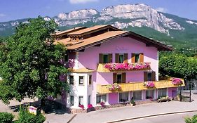 Hotel Kuhn